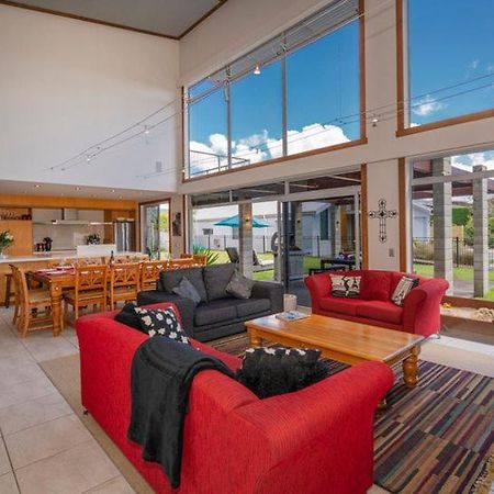 Hosts On The Coast Whitianga Bliss Villa Exterior photo