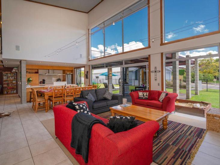 Hosts On The Coast Whitianga Bliss Villa Exterior photo